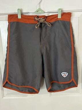 Howler Bros Board Shorts Men's 31 Gray Orange Drawstring Swim Pockets Stretch